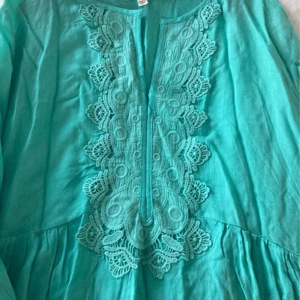 SOLD💥Tunic - Picture 4 of 8